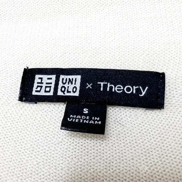 Uniqlo x Theory Womens 100% Wool Turtleneck Sweater Off White Cream Size Small - Picture 6 of 8